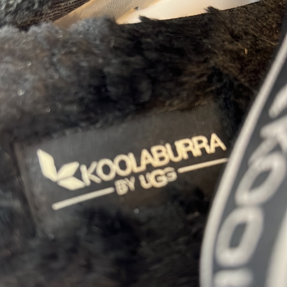 KOOLABURRA BY UGG BLACK FAUX FUR SLIPPERS SZ 8 - Picture 5 of 12